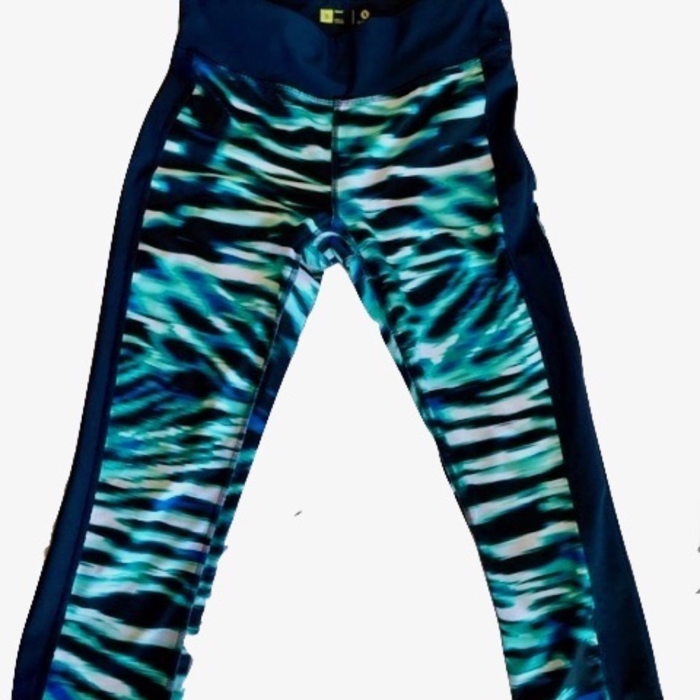 XERSION Animal Print Yoga pants size S